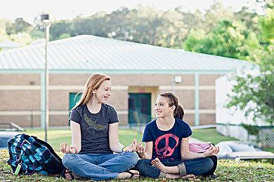 重金属肉鸽卡牌新作《重力和弦》上市日期公布